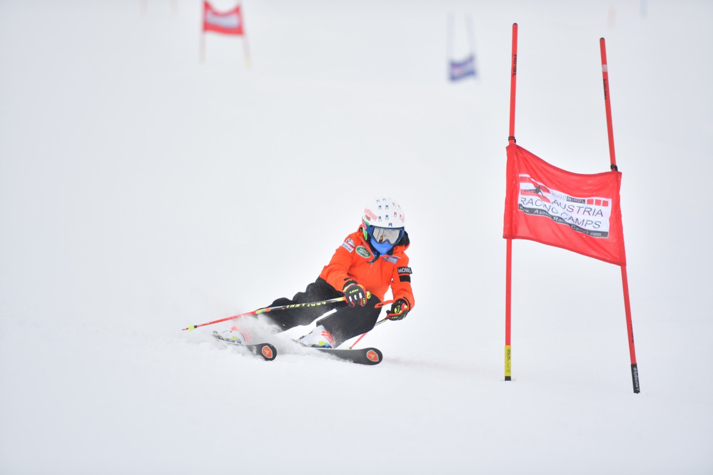 Rennläufer im Riesenslalom
